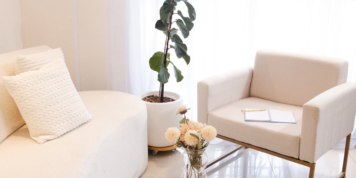 Interior Spray Painting Guide: Furniture, Fittings and Surfaces in Yorkshire | ColourHaus Yorkshire