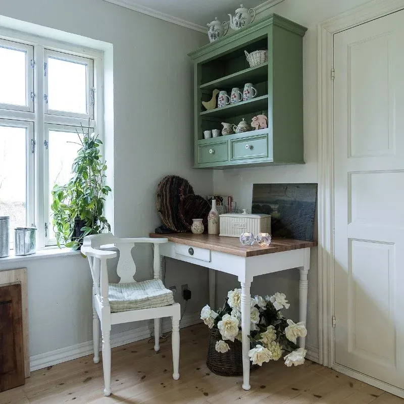 Fitted furniture spray painting Yorkshire